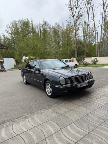 Mercedes E 200 2000, 385,222 km - 2.0 l - Ağcabədi