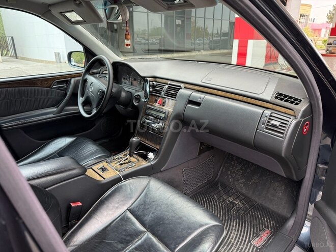 Mercedes E 200 2000, 385,222 km - 2.0 l - Ağcabədi