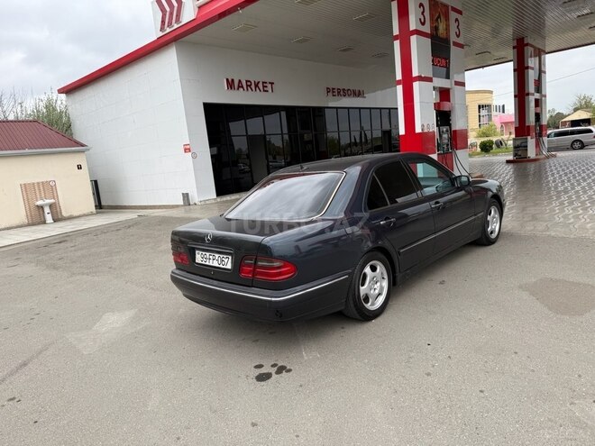 Mercedes E 200 2000, 385,222 km - 2.0 l - Ağcabədi