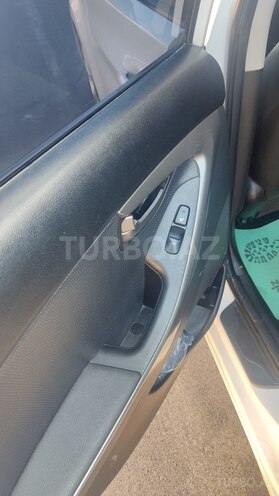 Hyundai Elantra 2012, 219,500 km - 1.8 l - Quba