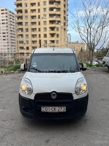 Fiat Doblo 2011, 215,000 km - 1.4 l - Bakı
