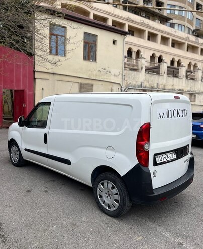 Fiat Doblo 2011, 215,000 km - 1.4 l - Bakı