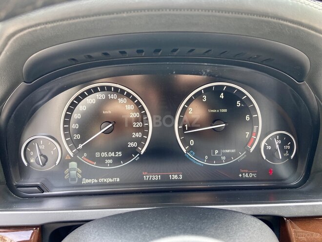 BMW 750 2010, 177,331 km - 4.4 л - Bakı