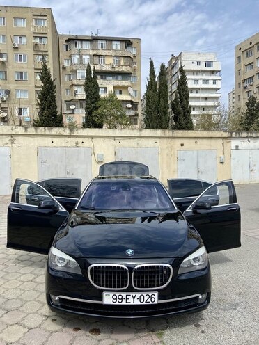 BMW 750 2010, 177,331 km - 4.4 л - Bakı