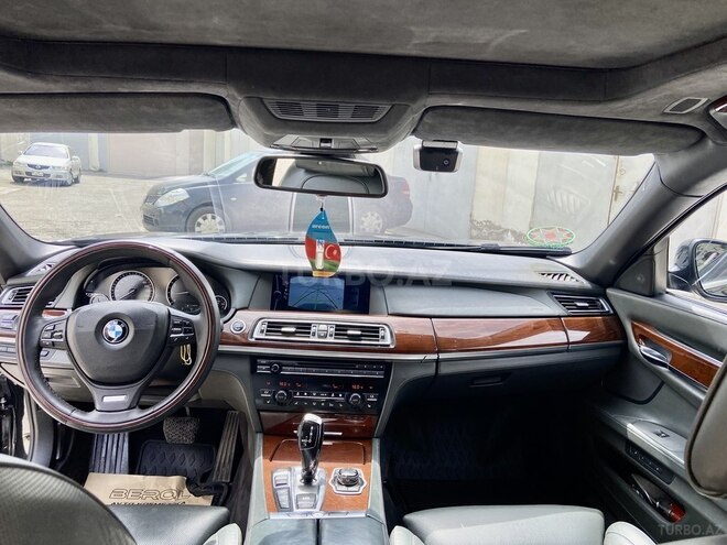 BMW 750 2010, 177,331 km - 4.4 л - Bakı