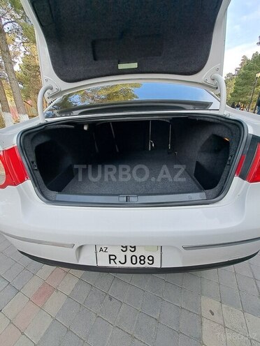 Volkswagen Passat 2007, 269,856 km - 2.0 l - Sumqayıt
