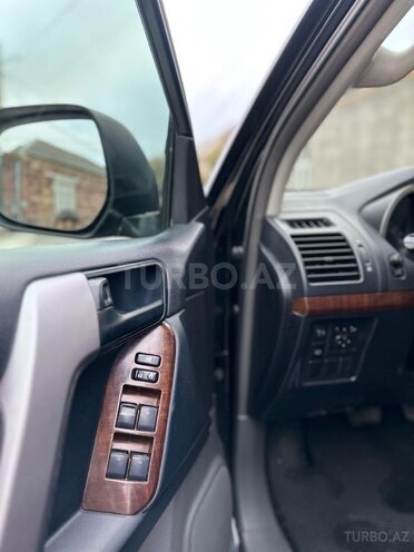 Toyota Land Cruiser Prado 2011, 220,000 km - 2.7 l - Gəncə