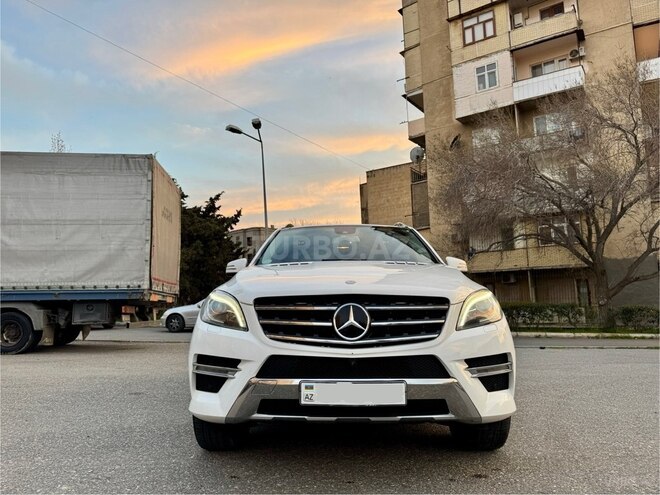 Mercedes ML 350 4MATIC 2014, 196,000 km - 3.5 л - Bakı