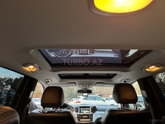 Mercedes ML 350 4MATIC 2014, 196,000 km - 3.5 л - Bakı