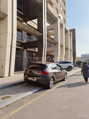 Opel Astra 2010, 300,000 km - 1.3 l - İsmayıllı