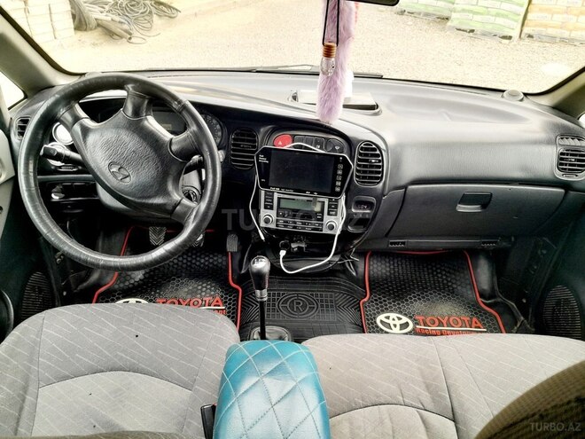 Hyundai H-1 2005, 184,000 km - 2.5 л - Salyan