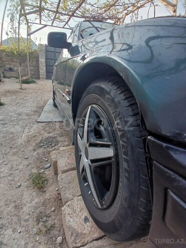 BMW 318 1995, 504,184 km - 1.8 l - Sumqayıt