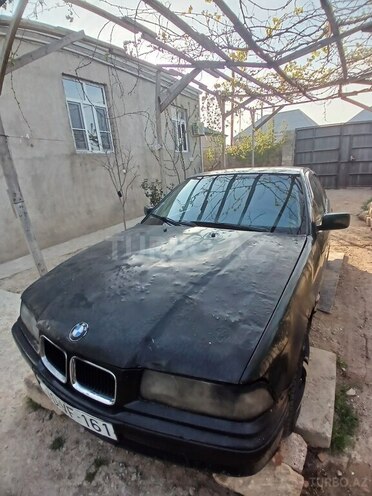 BMW 318 1995, 504,184 km - 1.8 l - Sumqayıt
