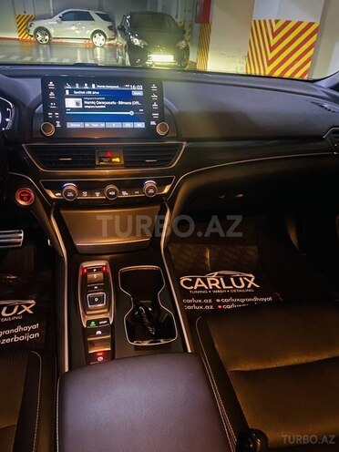 Honda Accord-9