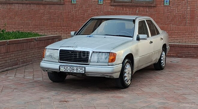 Mercedes E 220 1993, 382,546 km - 2.2 л - Gəncə