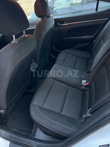 Hyundai Elantra 2017, 102,000 km - 2.0 l - Bakı