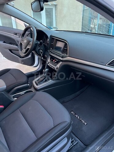 Hyundai Elantra 2017, 102,000 km - 2.0 l - Bakı