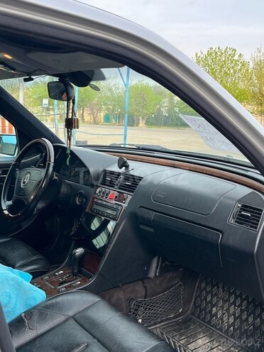 Mercedes C 240 1998, 288,483 km - 2.4 л - Ağdam