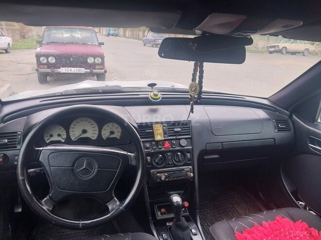 Mercedes C 200 1998, 280,000 km - 2.0 l - Şəmkir