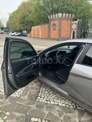 Hyundai Elantra 2022, 80,000 km - 1.6 л - Tovuz