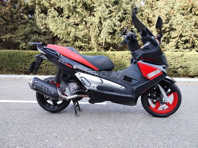 Aprilia  2012, 32,187 km - 0.3 l - Bakı