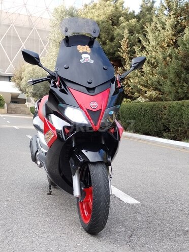 Aprilia  2012, 32,187 km - 0.3 l - Bakı