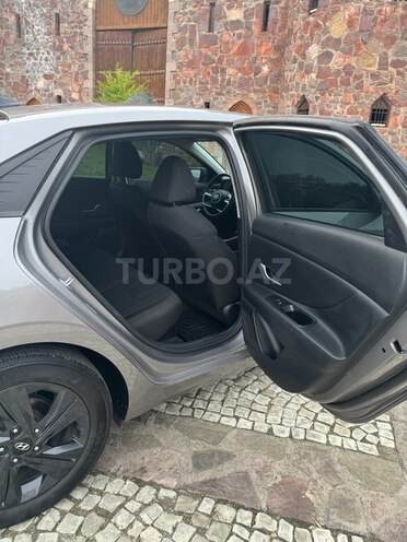 Hyundai Elantra 2022, 80,000 km - 1.6 л - Tovuz