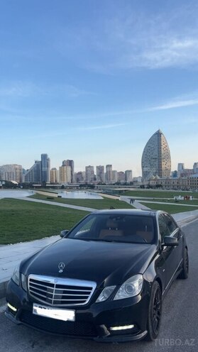 Mercedes E 350 2010, 308,000 km - 3.5 l - Bakı