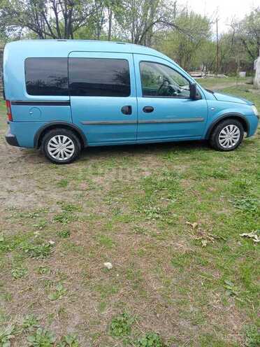 Opel Combo 2003, 328,971 km - 1.6 l - Zaqatala
