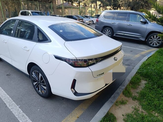 Changan Qiyuan A05 2025, 0 km - 1.5 л - Bakı