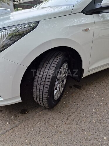 Hyundai Accent 2020, 143,366 km - 1.4 l - Bakı