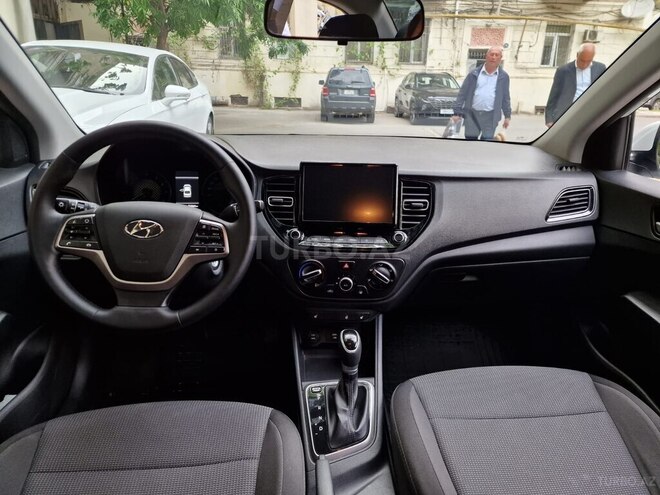 Hyundai Accent 2020, 143,366 km - 1.4 l - Bakı
