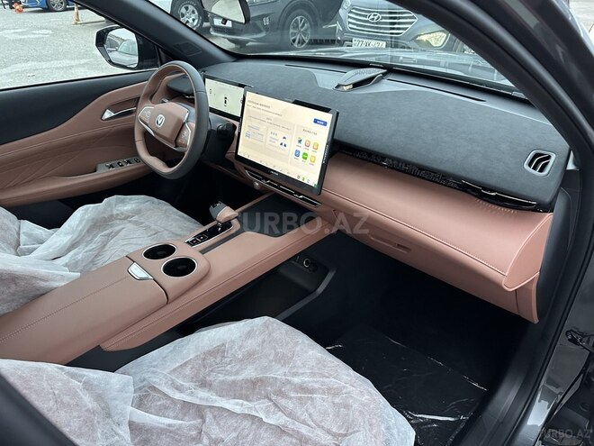 Changan Uni-Z-16