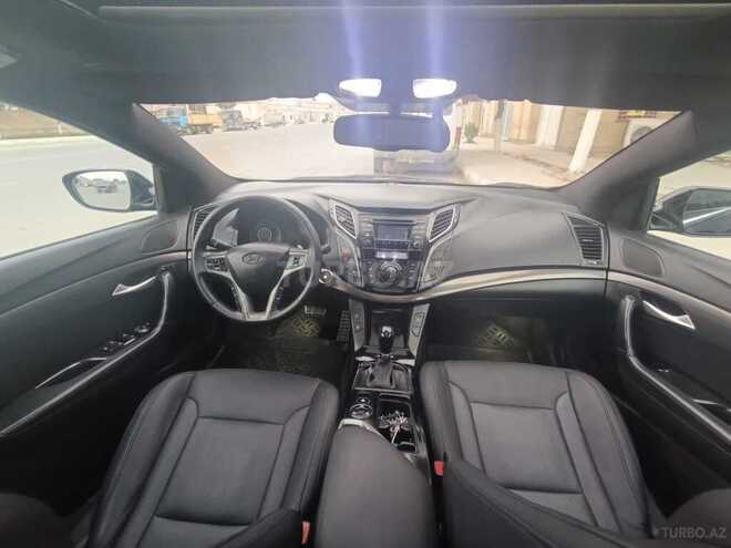 Hyundai i40 2011, 160,000 km - 2.0 l - Salyan