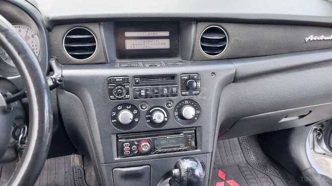 Mitsubishi Airtrek 2003, 253,000 km - 2.0 l - Astara