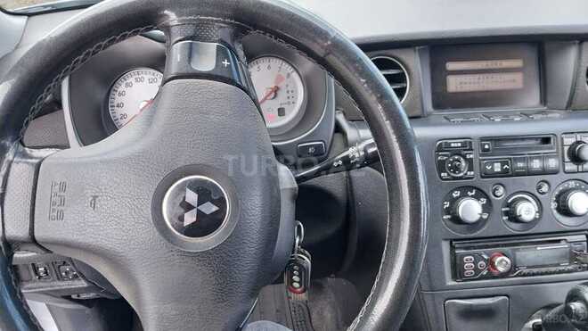 Mitsubishi Airtrek 2003, 253,000 km - 2.0 l - Astara