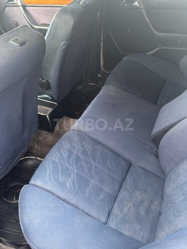 Mercedes E 200 1988, 258,452 km - 2.0 л - Bakı