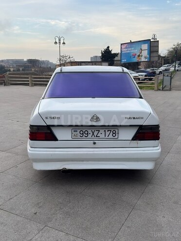 Mercedes E 200 1988, 258,452 km - 2.0 л - Bakı