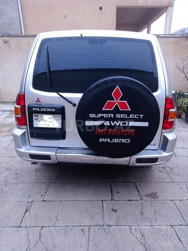 Mitsubishi Pajero 2001, 335,000 km - 3.0 l - Bakı