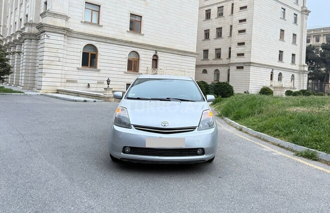 Toyota Prius-1