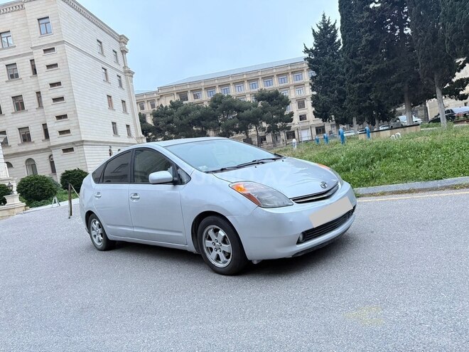 Toyota Prius-6