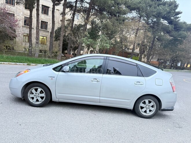Toyota Prius-9