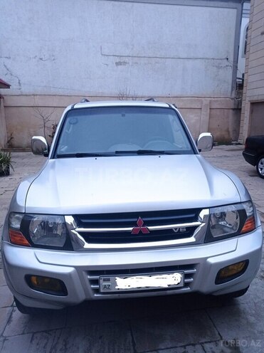 Mitsubishi Pajero 2001, 335,000 km - 3.0 l - Bakı