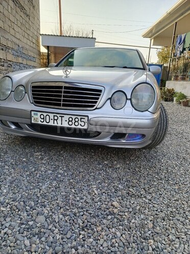Mercedes E 240 1999, 382,698 km - 2.4 l - Cəlilabad