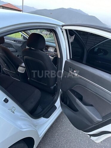 Hyundai Elantra 2020, 86,187 km - 2.0 l - Qax