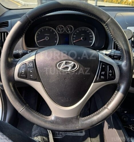 Hyundai i30 2011, 216,000 km - 1.4 l - Bakı