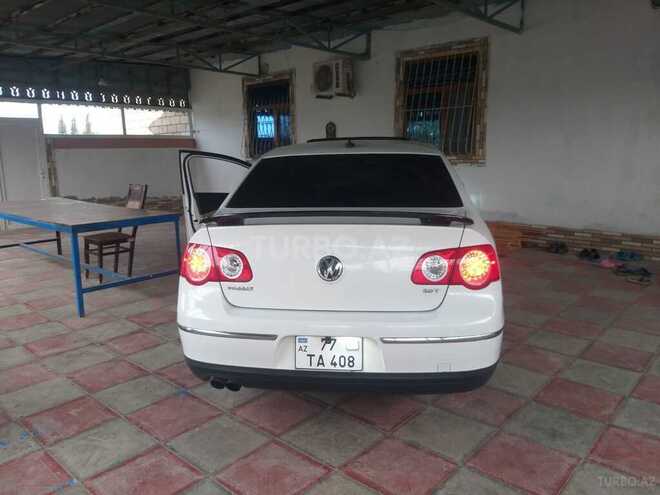 Volkswagen Passat 2006, 250,000 km - 2.0 l - İmişli