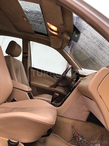 Mercedes E 240 2000, 243,000 km - 2.4 l - Bakı
