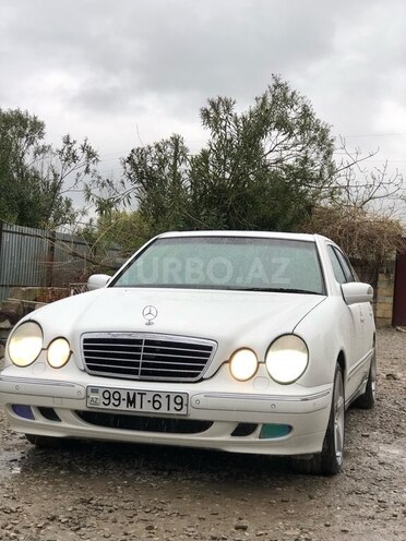 Mercedes E 240 2000, 243,000 km - 2.4 l - Bakı