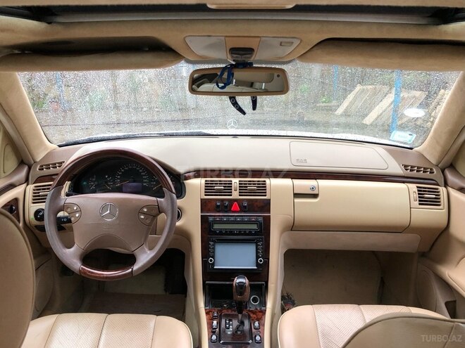Mercedes E 240 2000, 243,000 km - 2.4 l - Bakı
